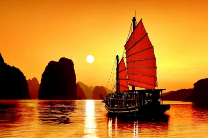Highlight Of Hanoi Tour With Halong Bay And Tam Coc