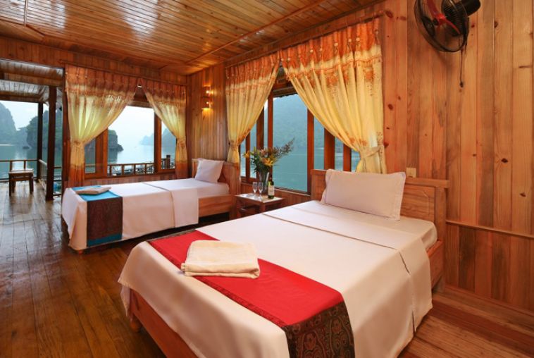 Twin bed Seaview Bungalow