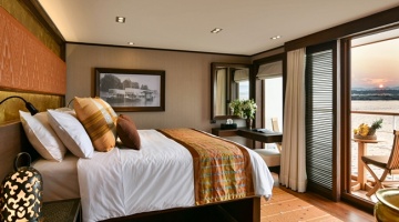 Deluxe Mandalay Suite