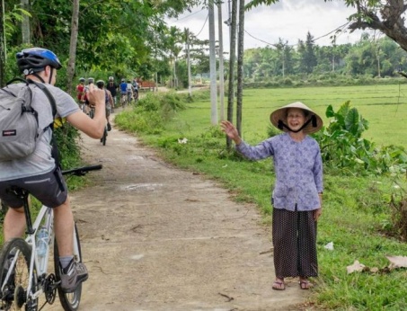 Afternoon Cycling In The Peaceful Hoi An, Vietnam