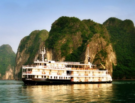 Memorable 2 Days 1 Night In Ha Long Bay On Emeraude Classic Cruise