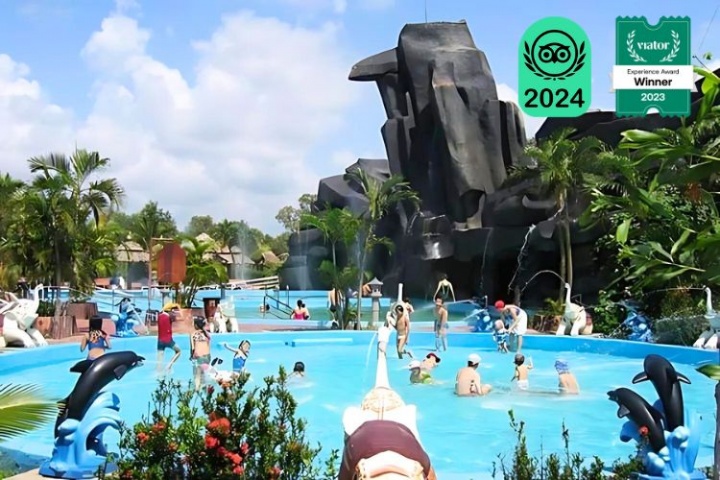 Private 2-Days Binh Chau Hot Spring - Ho Coc Beach Tour