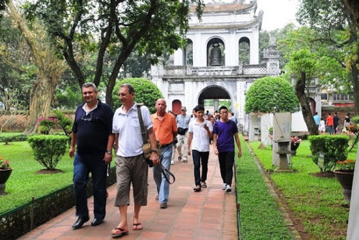 Prepare Clothing When Traveling To Vietnam