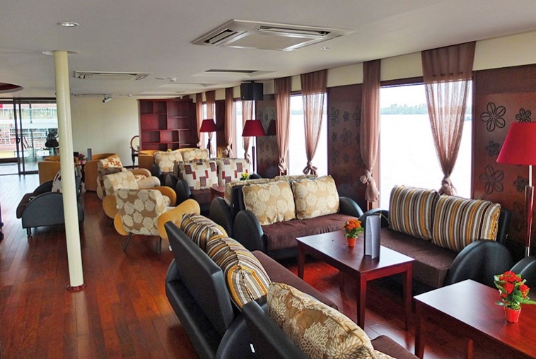 rv-mekong-prestige-2-lounge-760x510