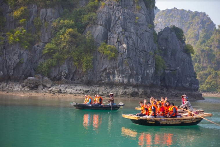 bamboo-boat-trip1