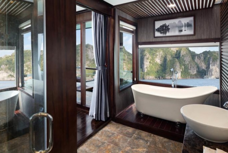 Orchid Exclusive Suite Bathroom