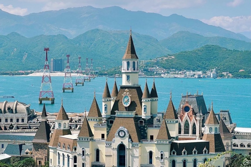 Where To Travel On April 30 - May 1? Top Destinations For 2025