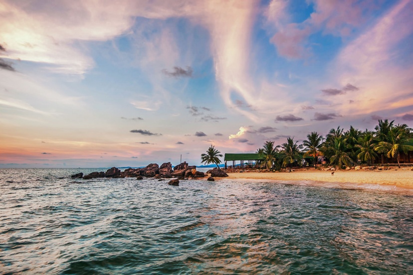 With Just One Package Trip, Discover All Of Vietnam Through Three Of The Most Famous Places With Just One Package Trip, Discover All Of Vietnam Through Three Of The Most Famous Places