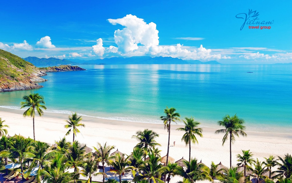 Nha-Trang-Beach-Central-Vietnam-Travel-Group