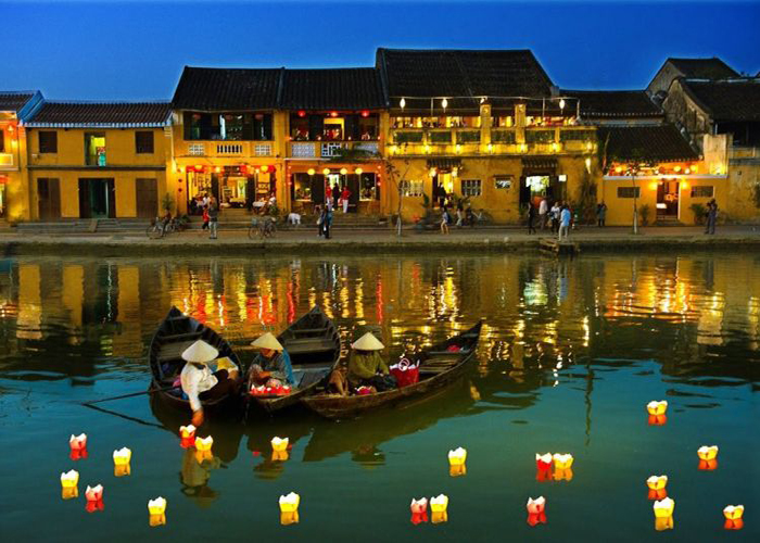 10 days highlight package tour in Vietnam