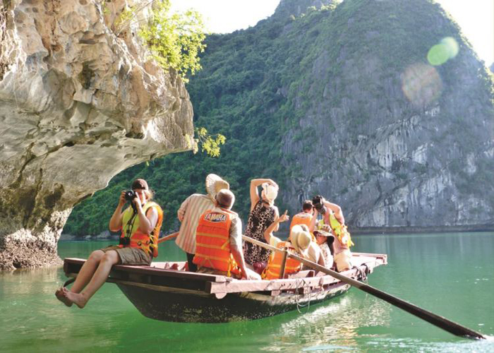 5 Days Northern Vietnam Ha Long Bay tour