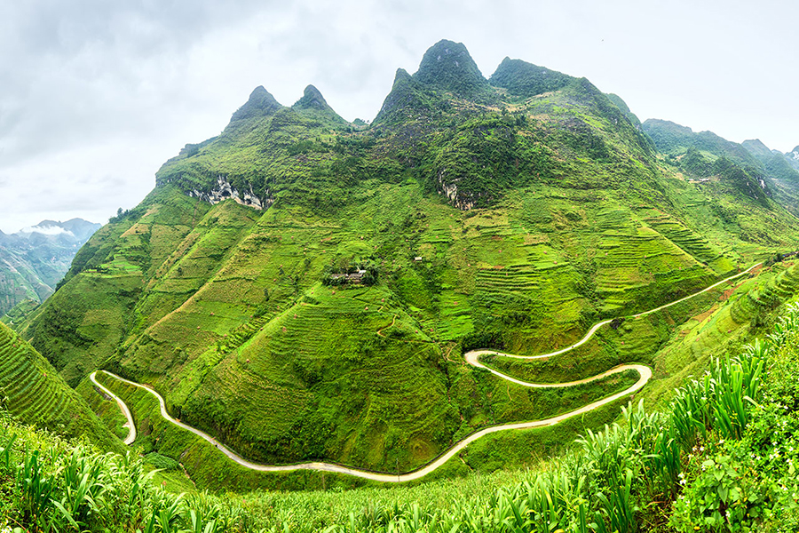 Ba Be lake and Ha Giang highlight tour