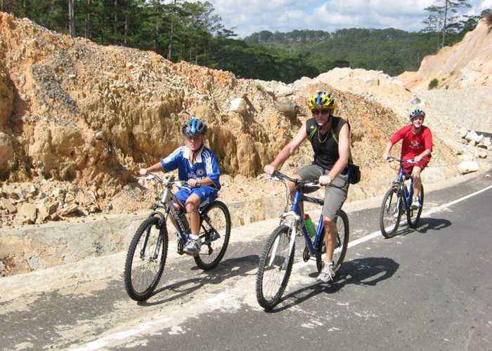 Cycling tour in Da Lat and Nha Trang 2 days
