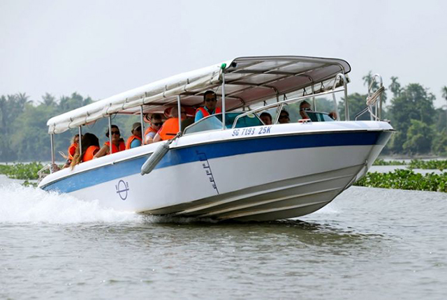 Cu Chi tunnel speedboat group tour