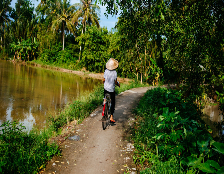 Mekong Delta and Cai Be floating market tour