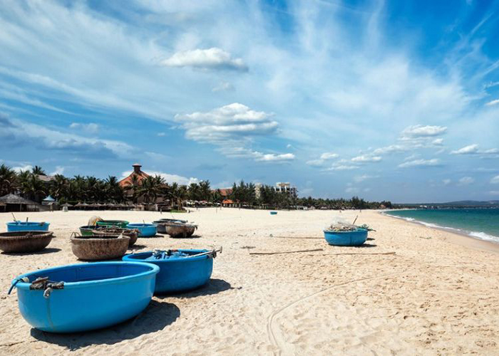 Mui Ne beach luxury tour