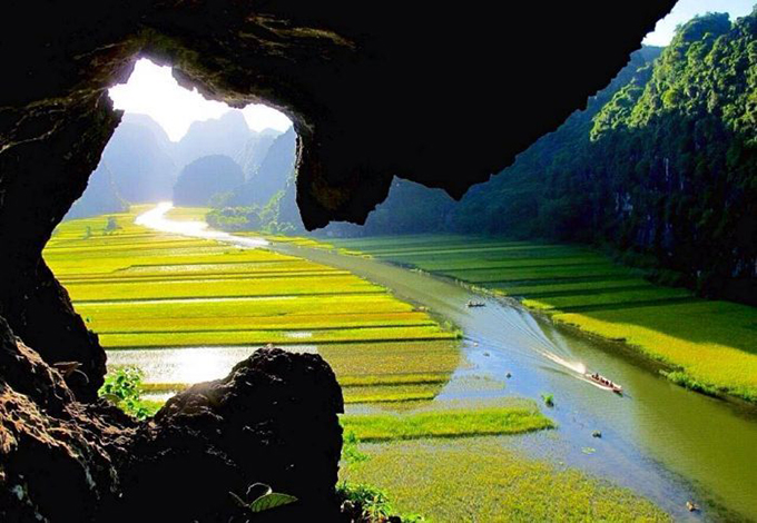 Hoa Lu Tam Coc full day tour